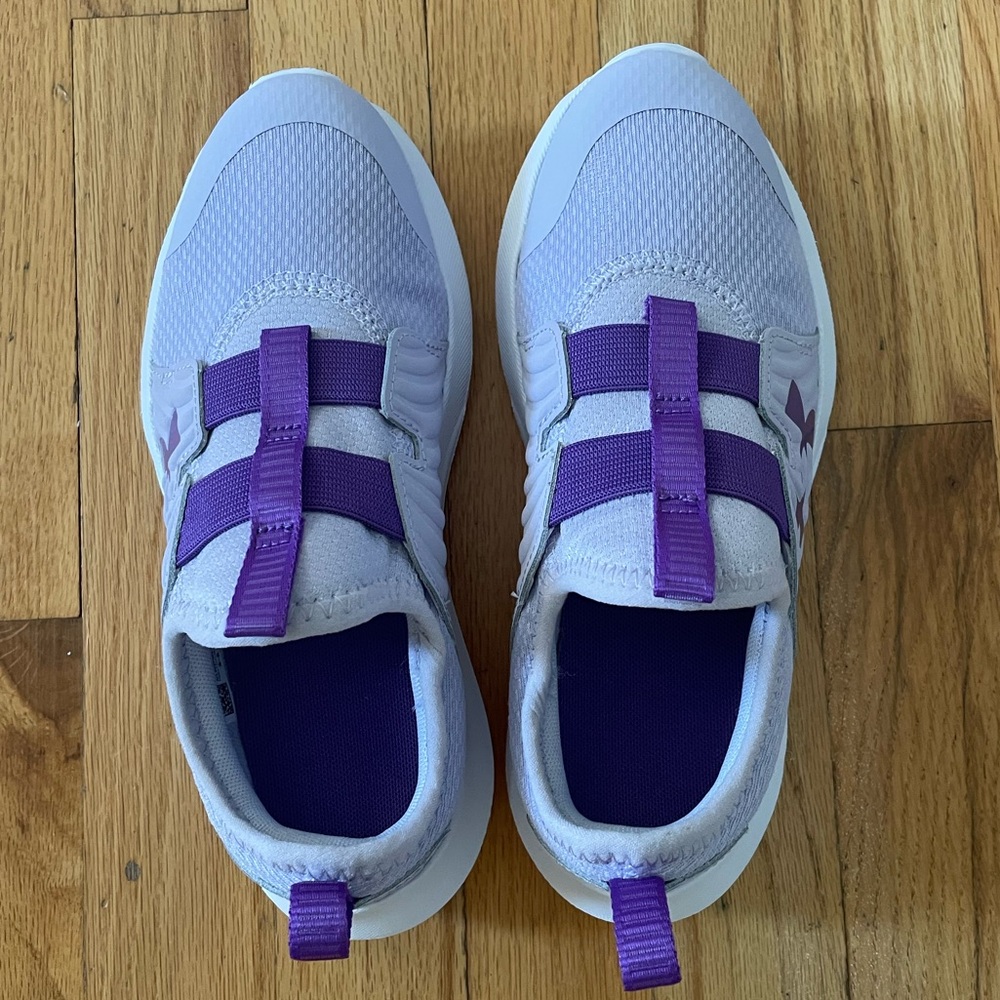 Kids Underarmour Sneakers Youth Size 3 NWOT